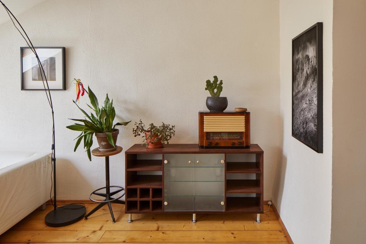 Apartamento Prague Days - Sunlit Attic Loft In Vinohrady Exterior foto